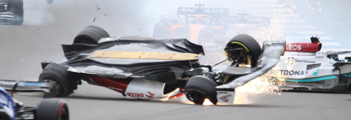 Alfa Romeo revela força absurda do acidente de Zhou em Silverstone