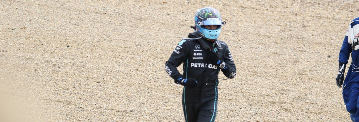 Wolff revela orgulho pela reação de Russell ao acidente em Silverstone Wolff revela orgulho pela reação de Russell ao acidente em Silverstone