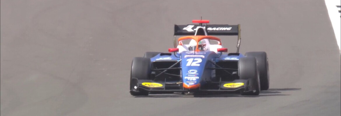 Maini bate Collet e lidera único treino livre da F3 em Silverstone