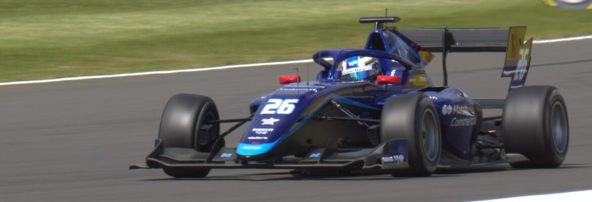 O’Sullivan fatura pole da F3 em Silverstone. Collet se coloca na segunda fila