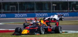 F3: Hadjar supera Martins na penúltima volta e vence em Silverstone