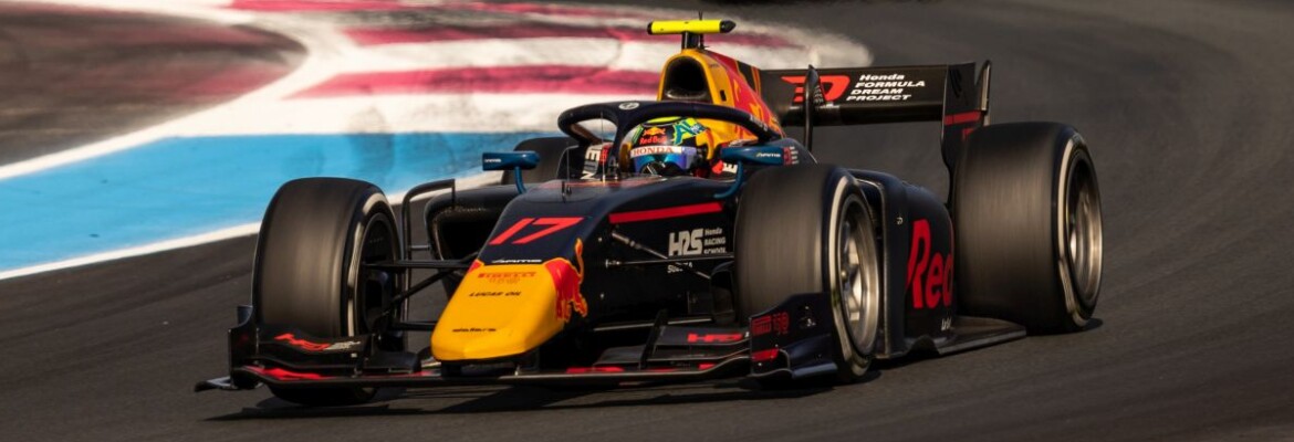 Iwasa acerta volta no final e garante pole da F2 na Hungria