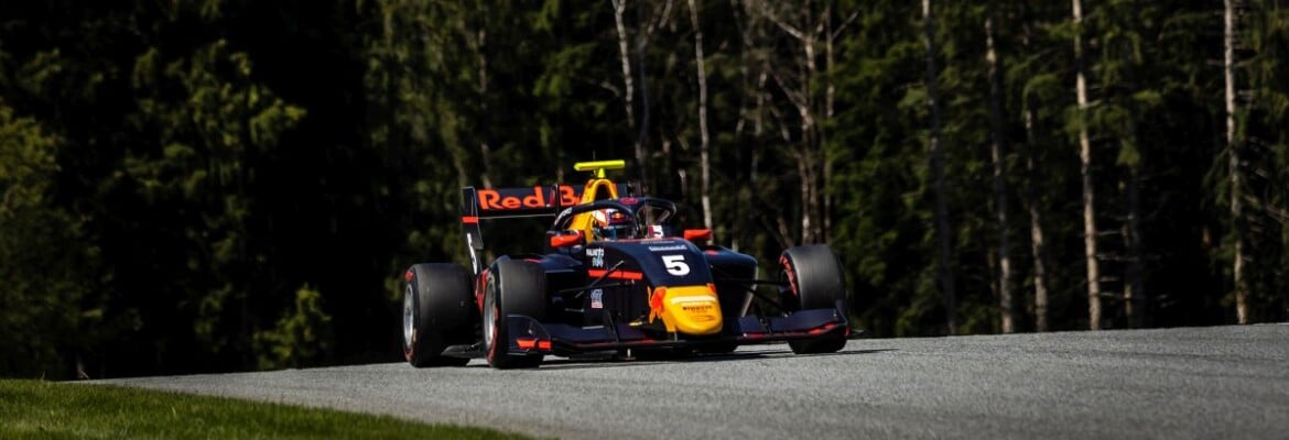 Crawford bate Maloney e lidera treino livre da F3 na Hungria