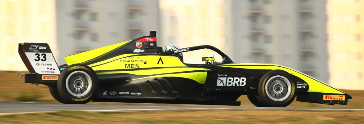F4 Brasil: Nelson Neto fecha primeiro dia de corridas em Interlagos no top-5