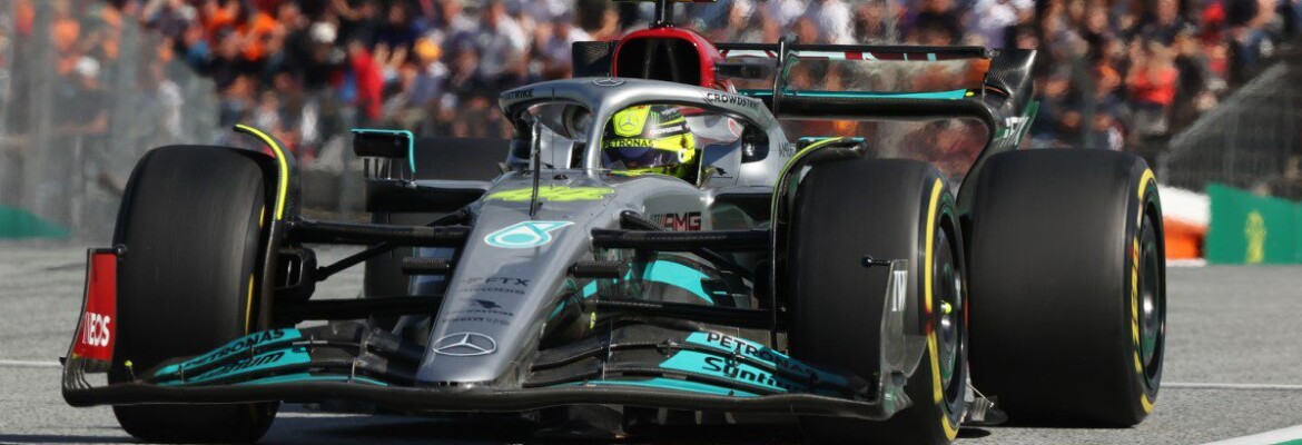 Hill prevê vitória dupla para Mercedes: “Vai haver um incidente”
