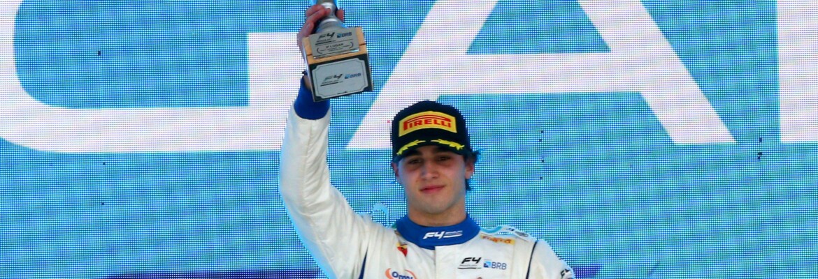 Em sua estreia em Interlagos, Nic Giaffone conquista pódio na F4 Brasil