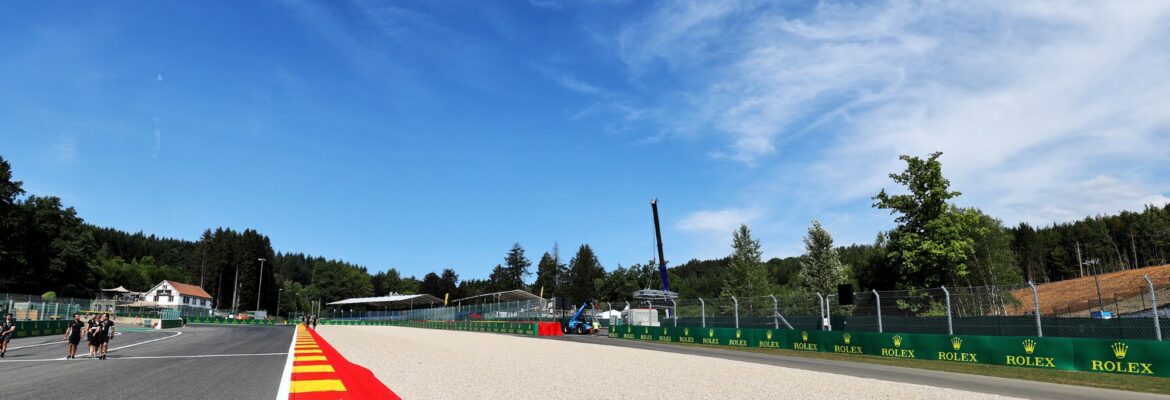 Verstappen e Leclerc correm risco de punição no GP da Bélgica da F1