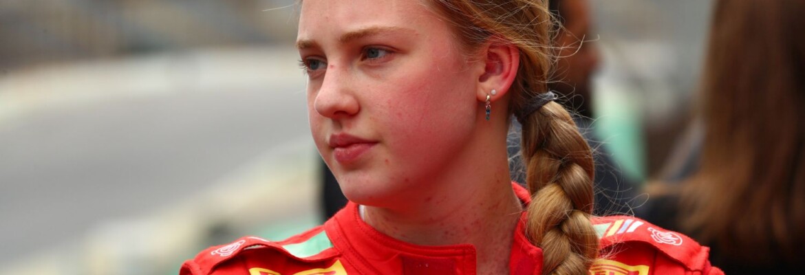 Aurelia Nobels estreia com pontos na F1 Academy em Jeddah