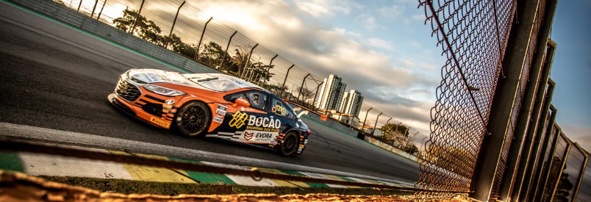 Piloto mais jovem do grid, Felipe Baptista mira primeiro pódio na Stock Car na etapa do Velocitta