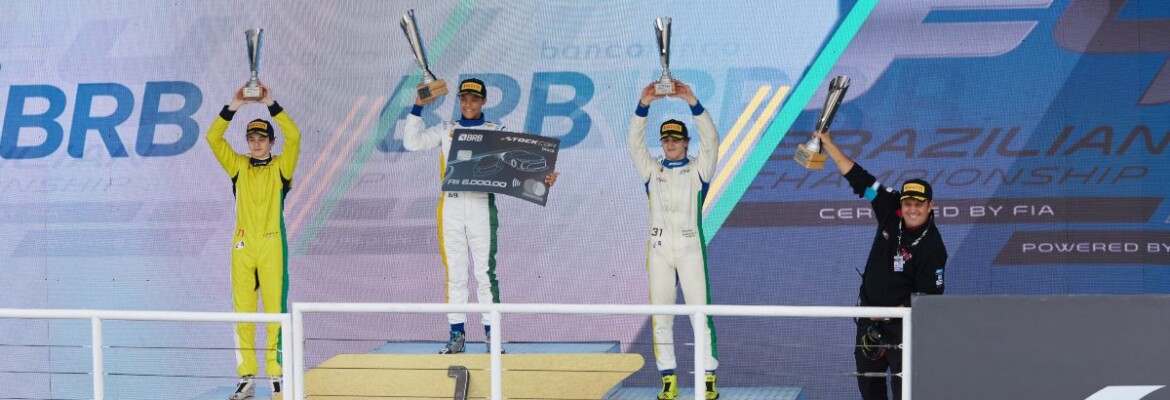 Em Interlagos, F4 Brasil é novamente palco do domínio dos pilotos da APBF