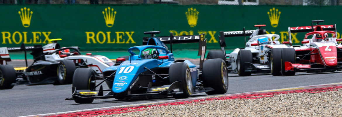 Caio Collet volta a pontuar na FIA F3 com top10 em Spa