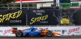 Indy: Dixon se envolve em incidente, se recupera e vence em Nashville