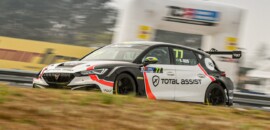Com pódio e duplo top5, Rapha Reis se aproxima da liderança após as etapas uruguaias do TCR South America