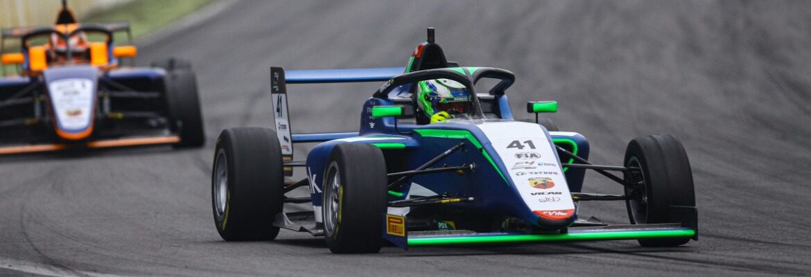Fernando Barrichello faz corrida perfeita e vence pela primeira vez na Fórmula 4 Brasil, em Interlagos, com apenas 16 anos
