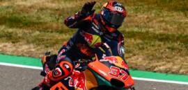 Fernandez crava melhor volta e termina sexta da Moto2 em Silverstone na frente