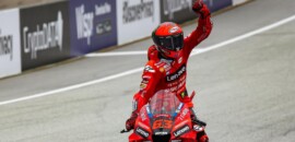 Bagnaia revela que ignorou conselho de Rossi em vitória na Áustria: “ele vai reclamar”