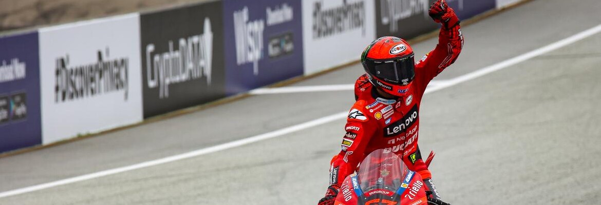 Bagnaia revela que ignorou conselho de Rossi em vitória na Áustria: “ele vai reclamar”