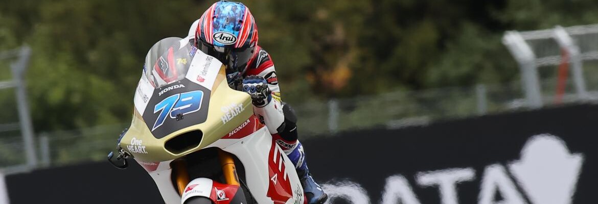 Ogura responde ataque de Chantra, vence na Áustria e é novo líder da Moto2