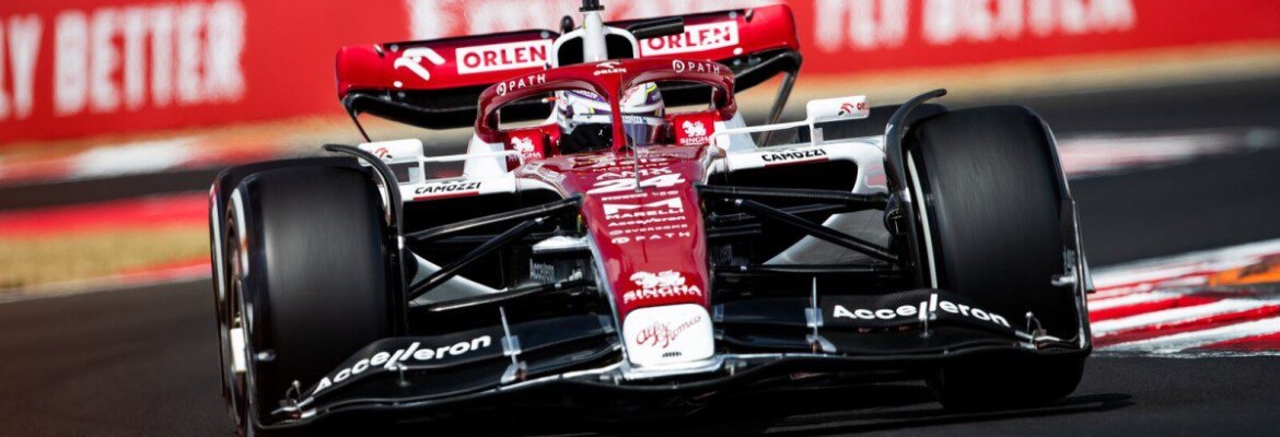 F1: Alfa Romeo confirma Zhou ao lado de Bottas para 2023 F1: Alfa Romeo confirma Zhou ao lado de Bottas para 2023
