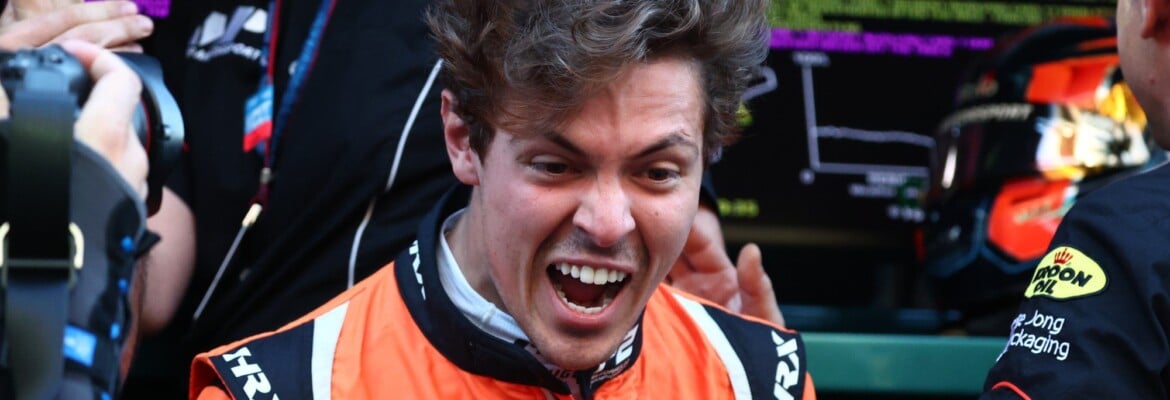 Podcast Em Ponto: AlphaTauri confirma Tsunoda e o primeiro dia de Drugovich na Aston Martin F1