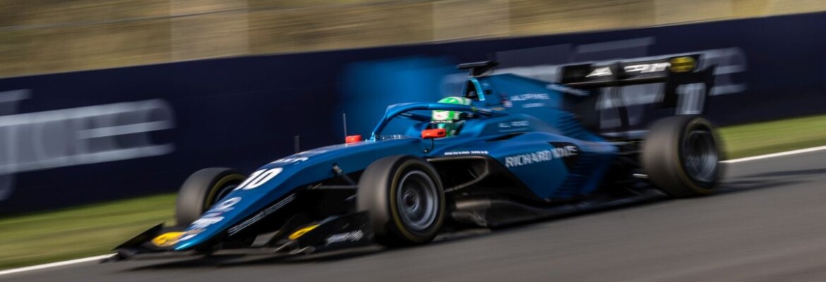 Collet vira líder no início e vence corrida 1 da F3 em Zandvoort