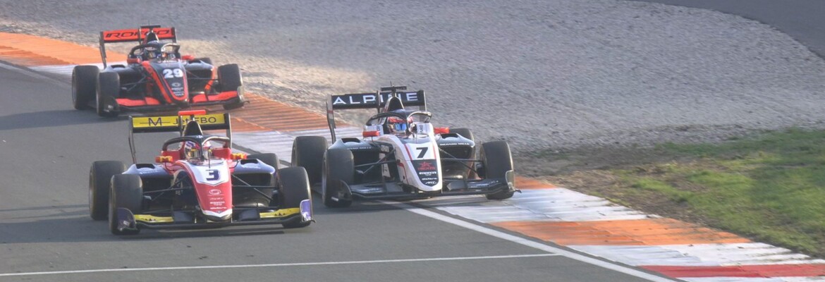 F3: Maloney leva a melhor sobre Martins e vence corrida 2 na Holanda