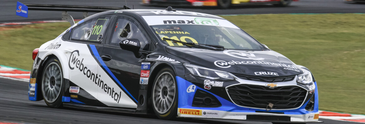 Lapenna acerta volta no final e lidera TL1 da Stock Car no Velocitta