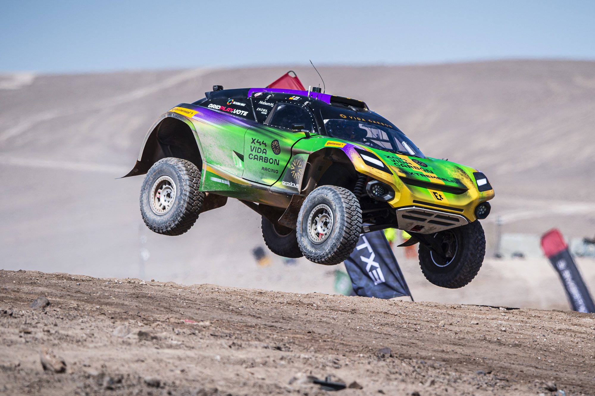 McLaren termina em primeiro, mas punição promove X44 à vitória da Extreme E no Chile