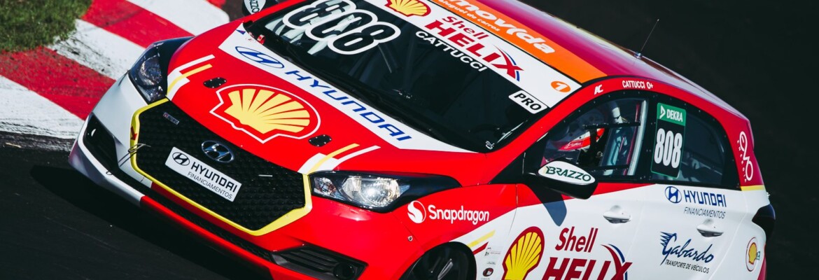 Alberto Cattucci sobe ao pódio nas duas provas da Copa Shell HB20 em Santa Cruz do Sul