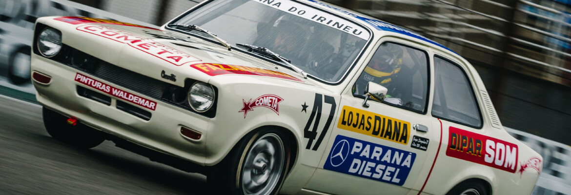 Fotógrafo de automobilismo cria carro em homenagem ao pai ex-piloto, e Christian Fittipaldi dá primeiras voltas em Interlagos