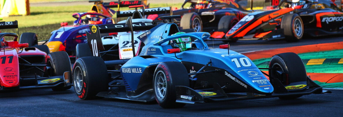 Caio Collet encerra temporada da F3 FIA como melhor piloto da MP Motorsport