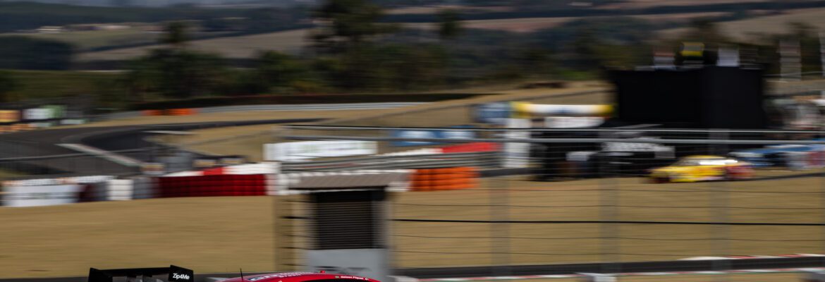 Em maratona de provas, Piquet Jr garante top-10 no treino classificatório da etapa do Velocitta da Stock Car