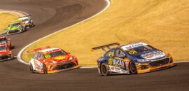 Impulsionado por largada espetacular, Felipe Baptista chega a ocupar o top-3 na etapa do Velocitta da Stock Car