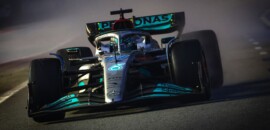 F1: Mercedes considera trocar o motor do carro de Russell