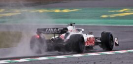 F1: Haas chega a liderar prova, mas acaba fora da zona de pontuação
