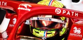 Pourchaire revoltado com McLaren após ser dispensado no meio da temporada da Indy
