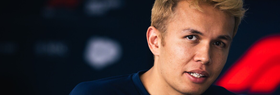 F1: Albon nega que carros da Red Bull sejam projetados exclusivamente para Verstappen
