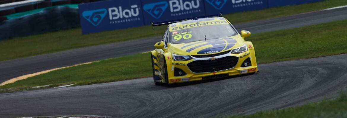 Ricardo Maurício fatura pole position da Stock Car em Goiânia