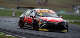 Stock Car: Tony Kanaan ganha 9 posições e pontua com a Texaco Racing em Goiânia
