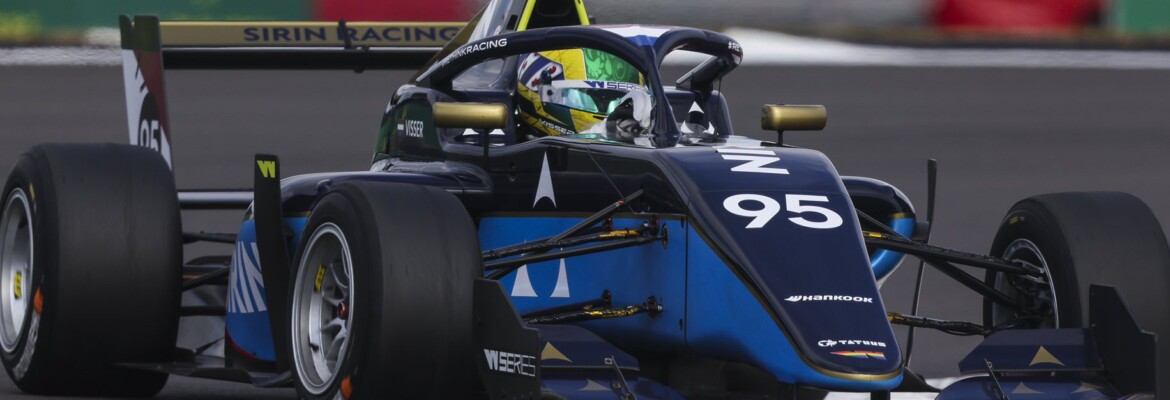 Visser segura pressão de Powell e garante vitória no GP de Singapura da W Series