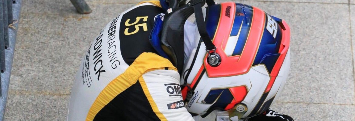 Chadwick tem primeiro abandono na W Series no GP de Singapura