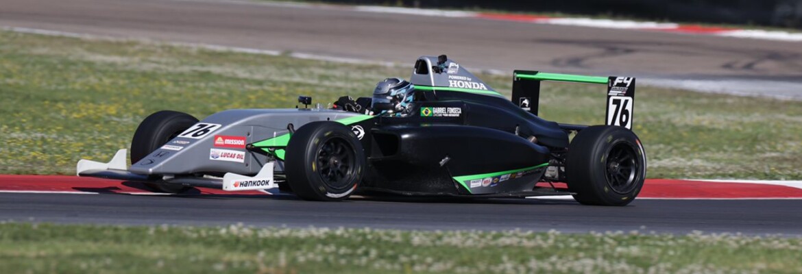 Gabriel Fonseca fica a uma posição do pódio e garante pole position para a corrida de domingo da F4 US, na Virgínia