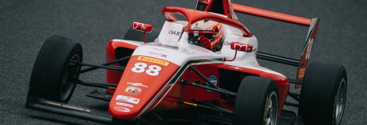 Rafa Câmara Mugello termina o Campeonato Italiano de F4 em terceiro com mais um pódio