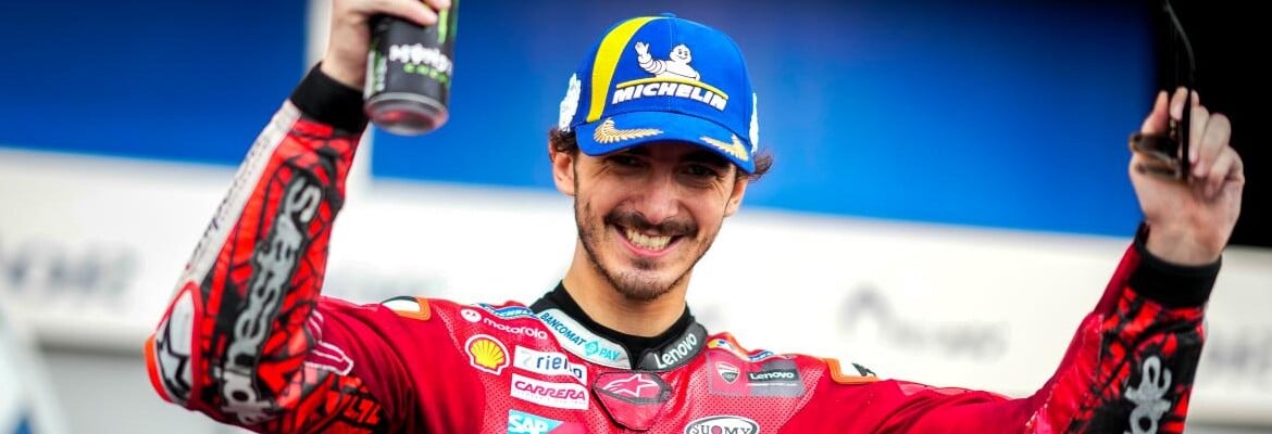 A 2 pontos de Quartararo, Bagnaia celebra ter corrido com “raiva” na Tailândia