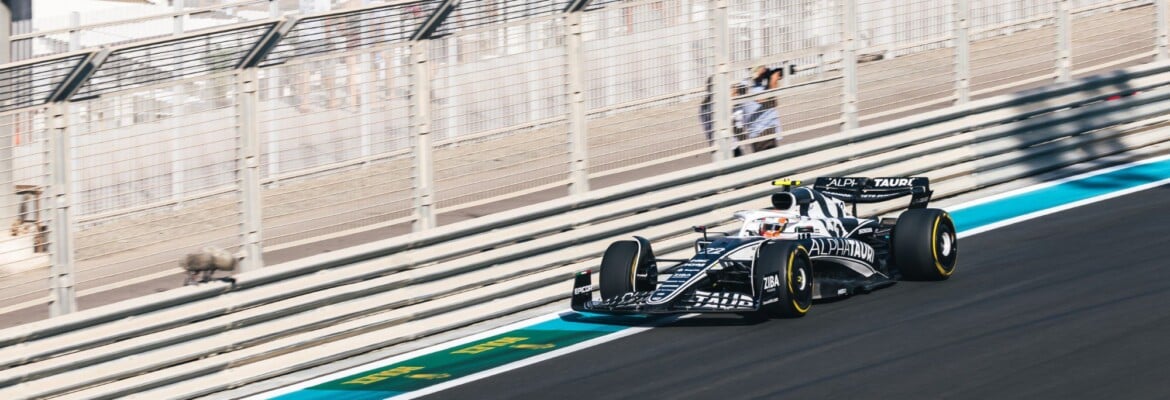 Podcast Parque Fechado: Mercedes e Red Bull trocam lideranças nos primeiros treinos para o GP de Abu Dhabi de F1