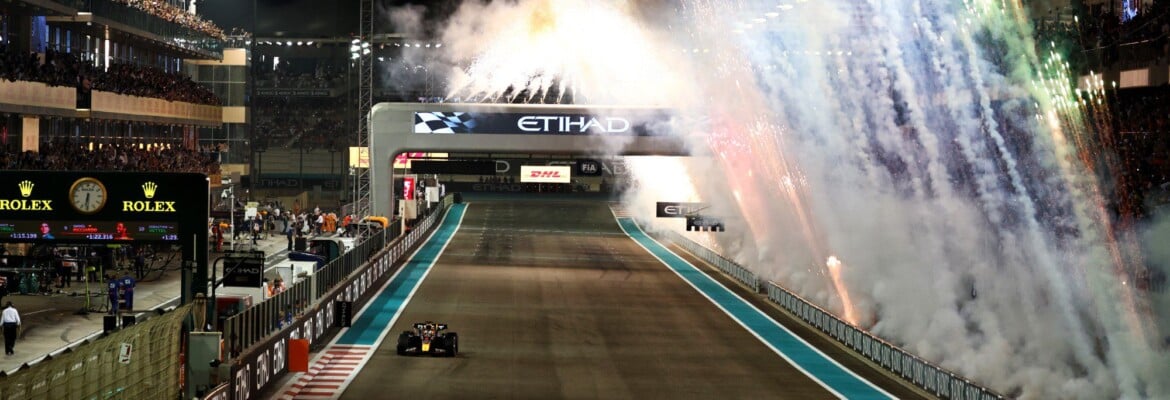 Galeria: as imagens da vitória de Verstappen no GP de Abu Dhabi de F1