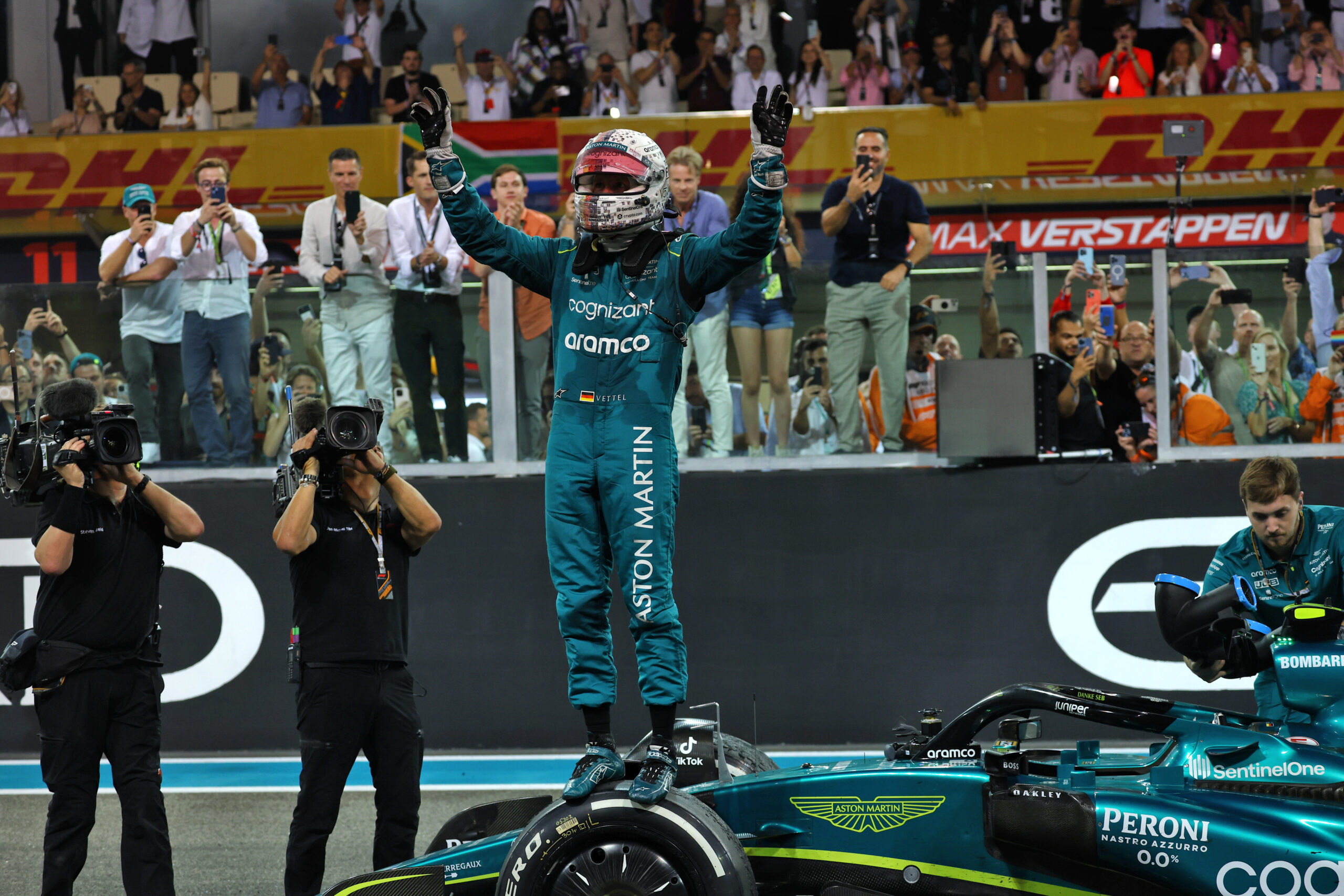 Emoção e 360°: Sebastian Vettel se despede da F1; veja as fotos F1 2022, GP de Abu Dhabi, Yas Marina