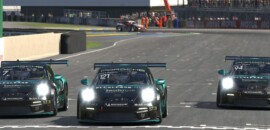 Felipe Baptista e Luke Rhymer vencem as 3h de Le Mans e lideram triplete da Fyra Simsport no Porsche Esports Brasil