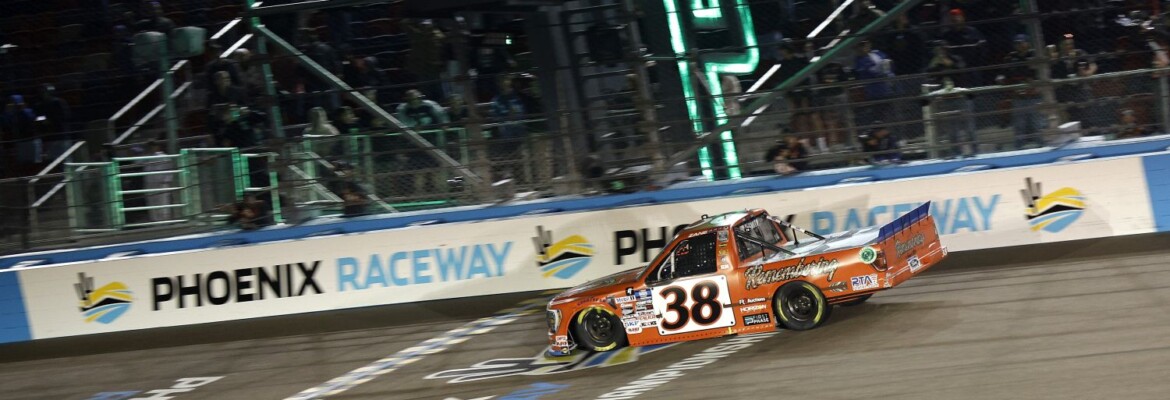 Nascar Truck Series: Zane Smith vence em Phoenix e conquista título