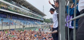 F1 IN LOCO – Fotos: Russell e Hamilton vão ao pitwall e levam fãs à loucura em Interlagos
